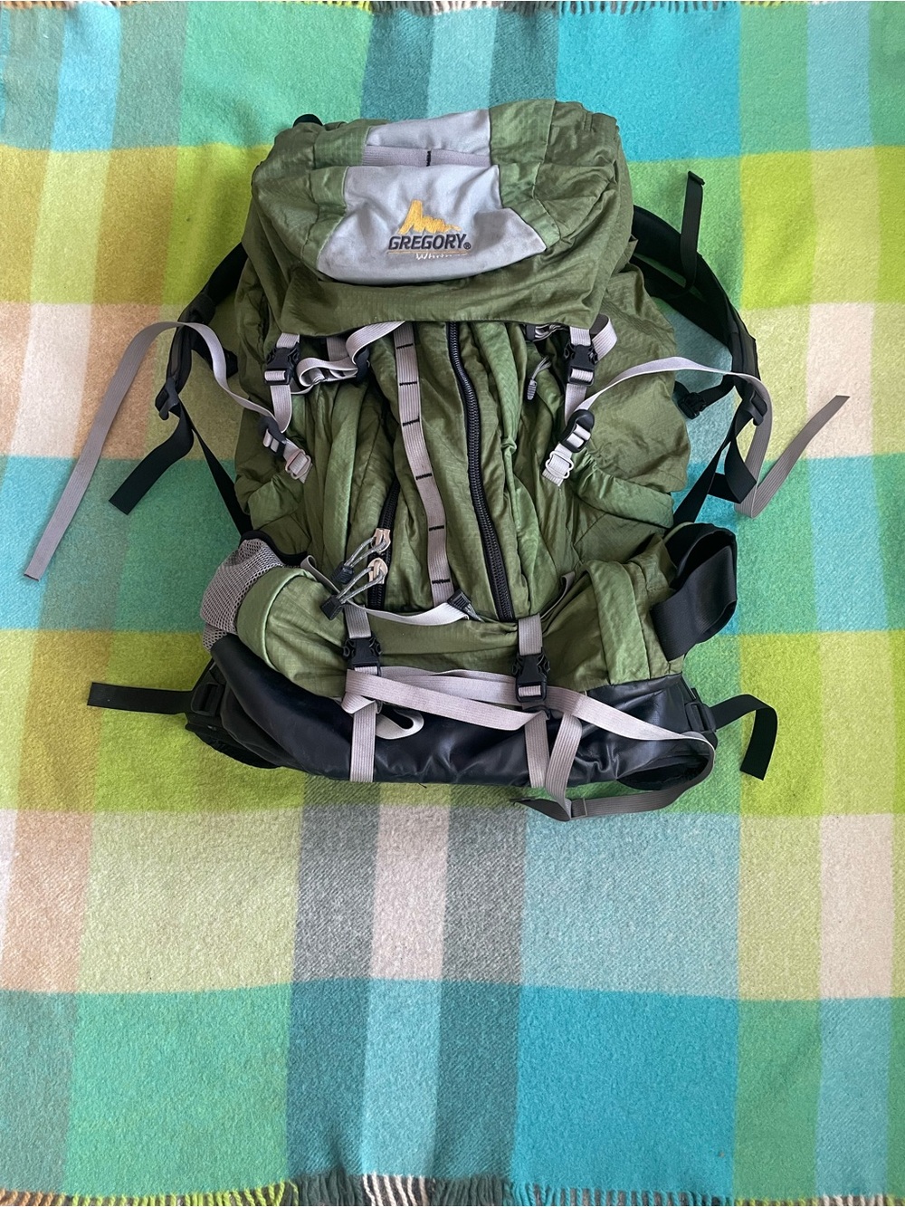 Vintage Gregory Forester Green Grey Hiking Backpack Internal Frame Size Medium